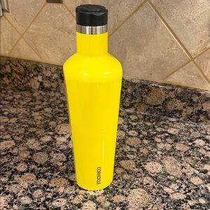 Corkcicle Vibrant Yellow Water Bottle
